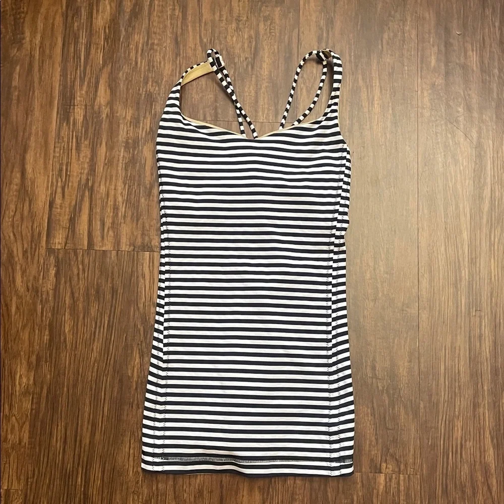 Lululemon Free To Be Tank Strappy Classic Stripe Black White stripes 4 - Picture 3 of 12